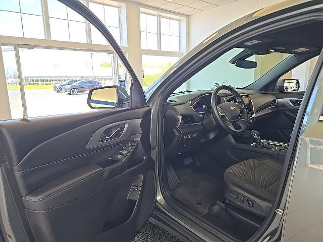 2023 Chevrolet Traverse AWD LT Cloth