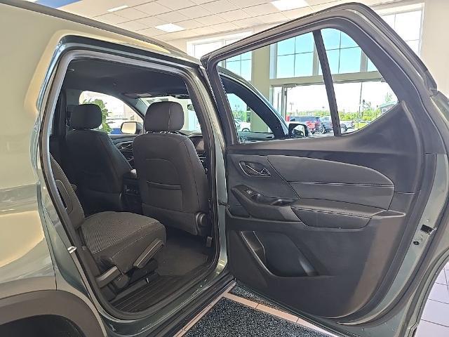 2023 Chevrolet Traverse AWD LT Cloth