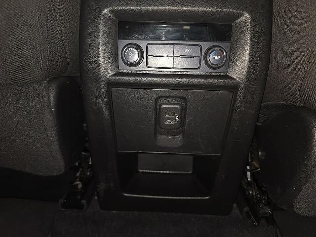 2023 Chevrolet Traverse AWD LT Cloth
