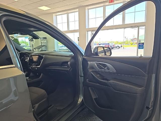 2023 Chevrolet Traverse AWD LT Cloth