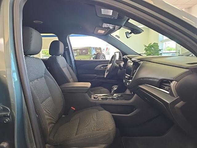 2023 Chevrolet Traverse AWD LT Cloth