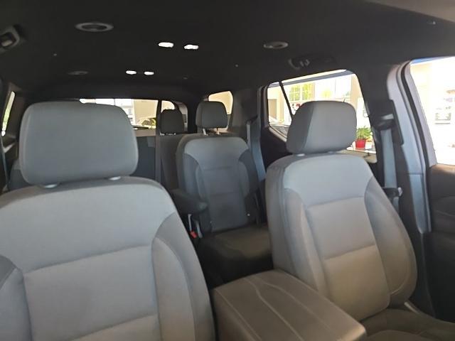 2023 Chevrolet Traverse AWD LT Cloth