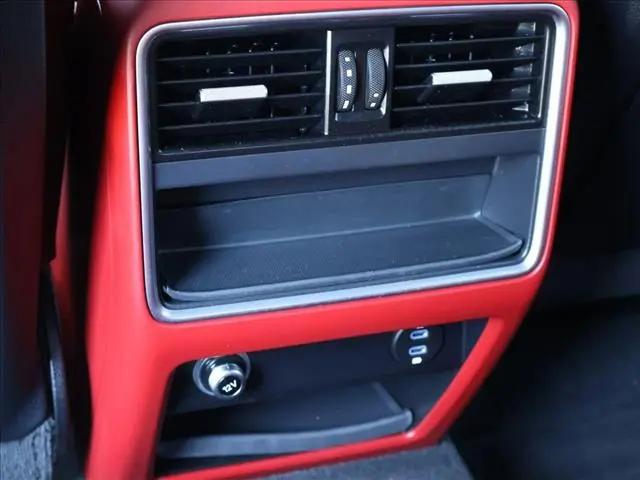 2021 Porsche Cayenne Cayenne