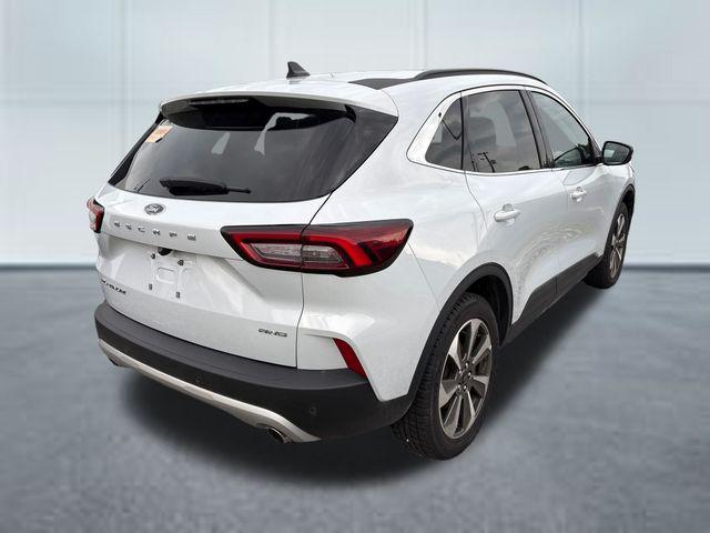 2025 Ford Escape Platinum