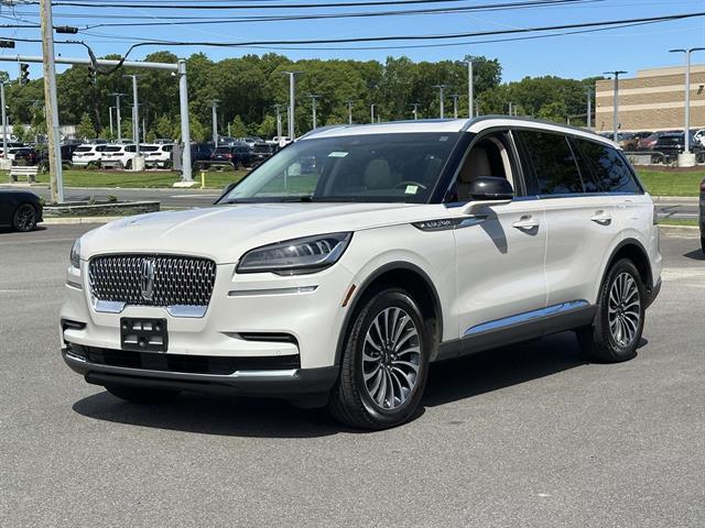 2022 Lincoln Aviator Standard for sale in Saint James, NY
