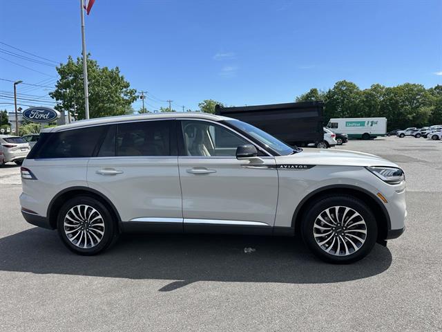 2022 Lincoln Aviator Standard