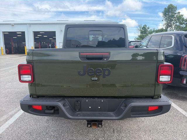 2022 Jeep Gladiator Sport S