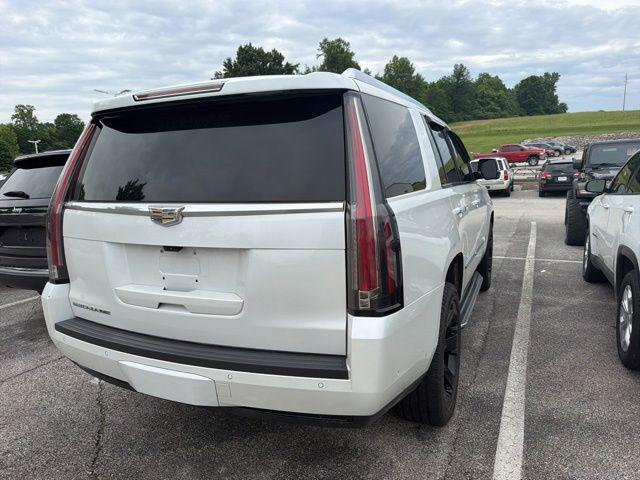 2017 Cadillac Escalade Luxury