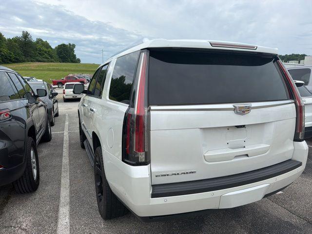 2017 Cadillac Escalade Luxury