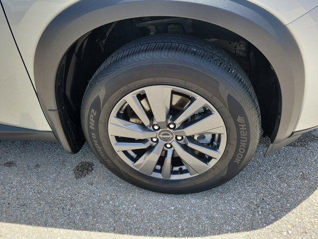 2025 Nissan Pathfinder S FWD
