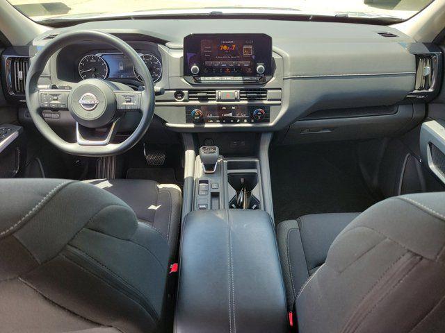 2025 Nissan Pathfinder S FWD
