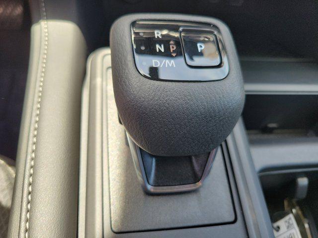 2025 Nissan Pathfinder S FWD