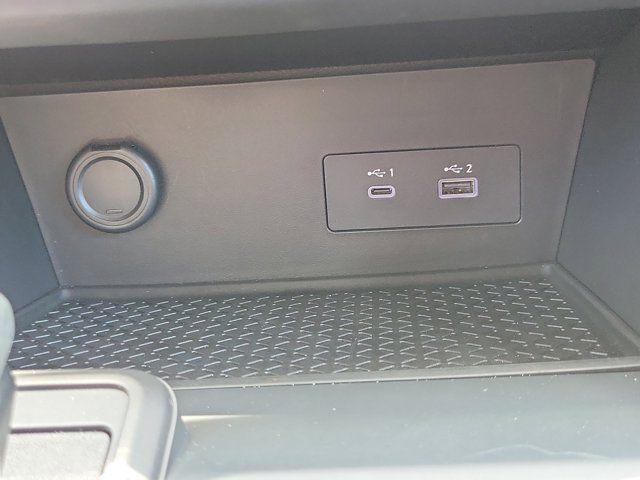 2025 Nissan Pathfinder S FWD