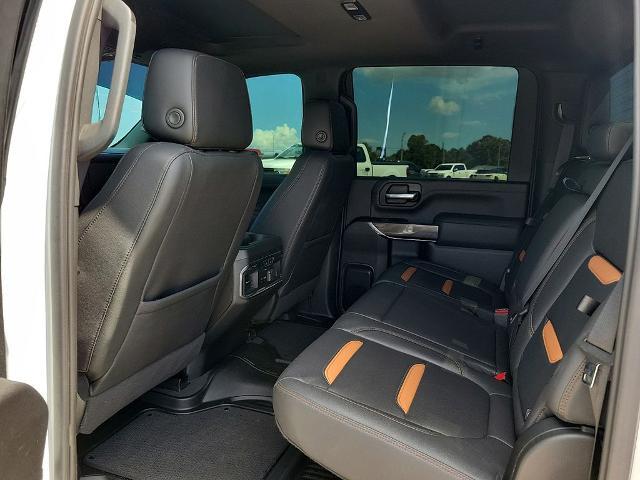 2023 GMC Sierra 2500HD 4WD Crew Cab Standard Bed AT4
