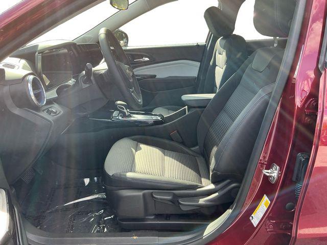 2024 Chevrolet Trax FWD LT