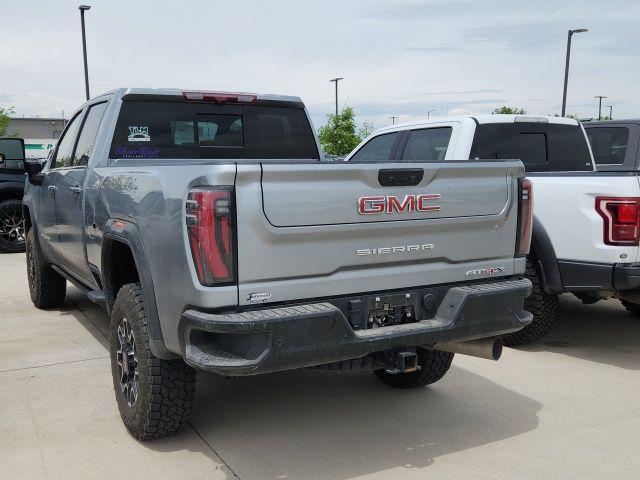 2025 GMC Sierra 2500HD 4WD Crew Cab Standard Bed AT4X