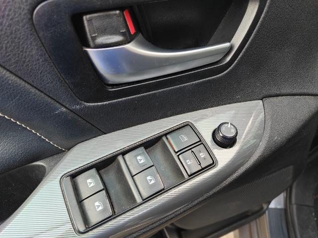 2017 Toyota Sienna SE 8 Passenger