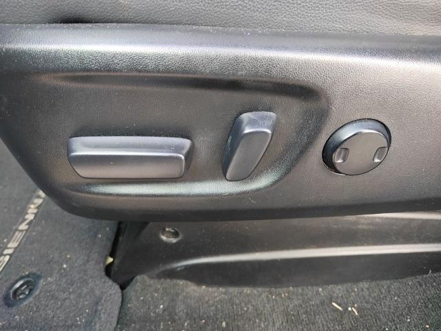 2017 Toyota Sienna SE 8 Passenger