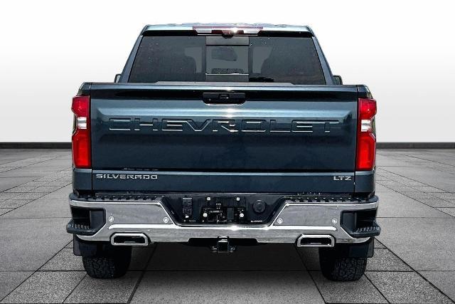 2021 Chevrolet Silverado 1500 4WD Crew Cab Short Bed LTZ