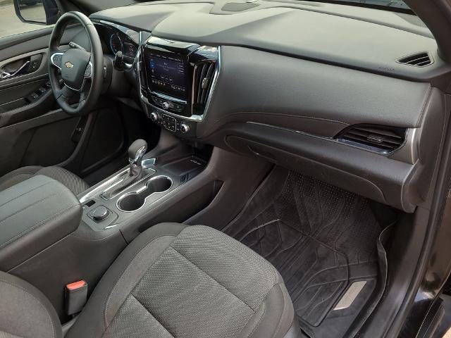 2023 Chevrolet Traverse FWD LT Cloth