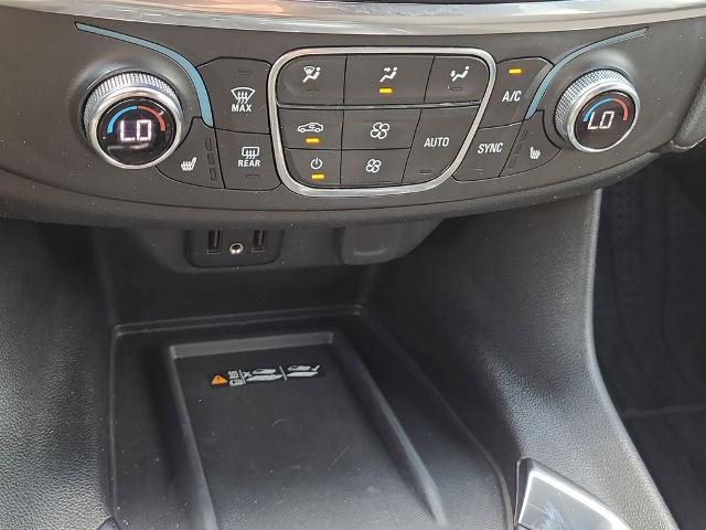2023 Chevrolet Traverse FWD LT Cloth