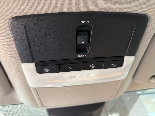 2023 Nissan Sentra SV Xtronic CVT