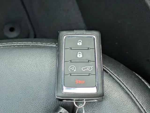 2022 Jeep Grand Cherokee Limited 4x2