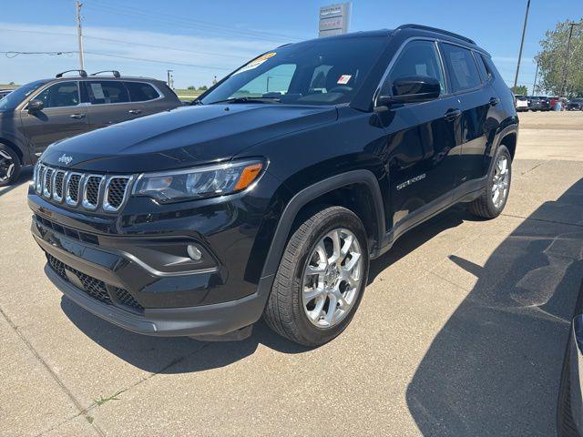 2023 Jeep Compass Latitude Lux FWD