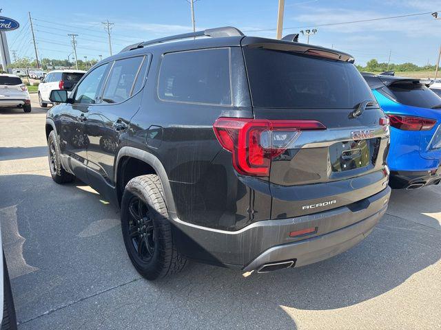 2023 GMC Acadia AWD AT4