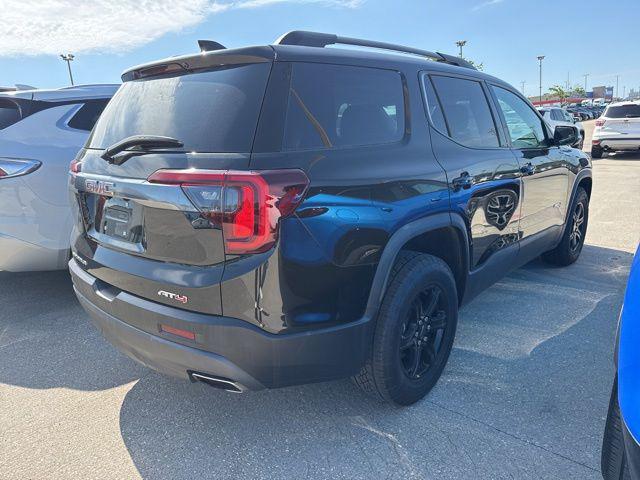 2023 GMC Acadia AWD AT4