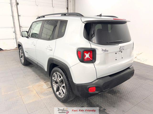 2017 Jeep Renegade Latitude FWD