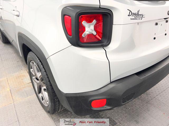 2017 Jeep Renegade Latitude FWD