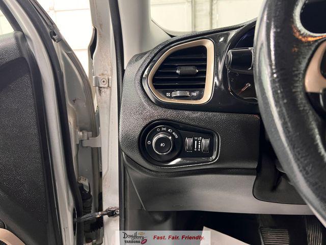 2017 Jeep Renegade Latitude FWD