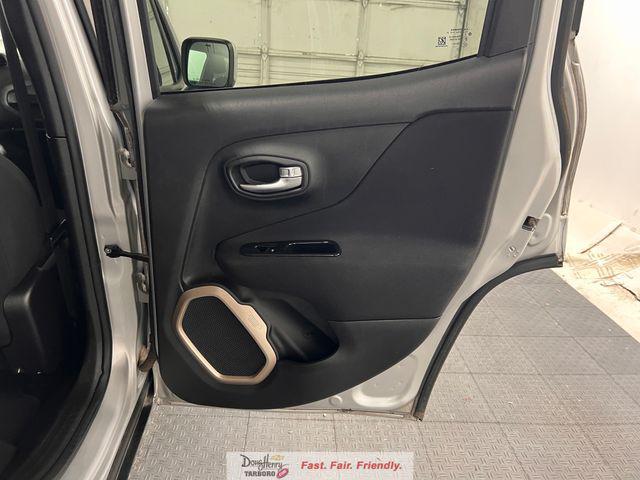 2017 Jeep Renegade Latitude FWD