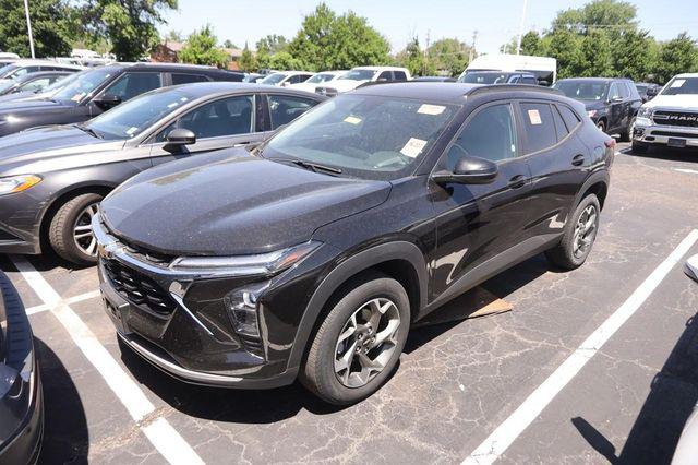2025 Chevrolet Trax FWD LT