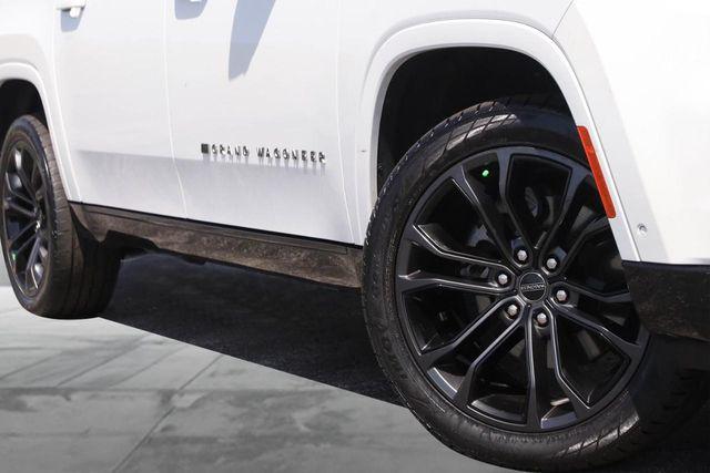 2024 Jeep Grand Wagoneer L Series II 4x4