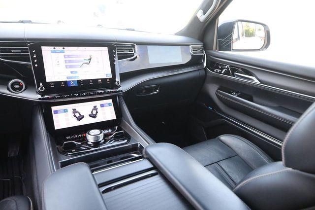 2024 Jeep Grand Wagoneer L Series II 4x4