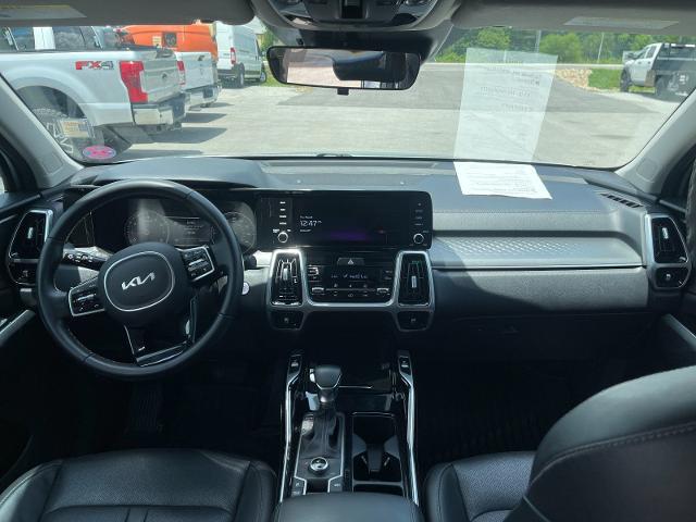 2022 Kia Sorento SX