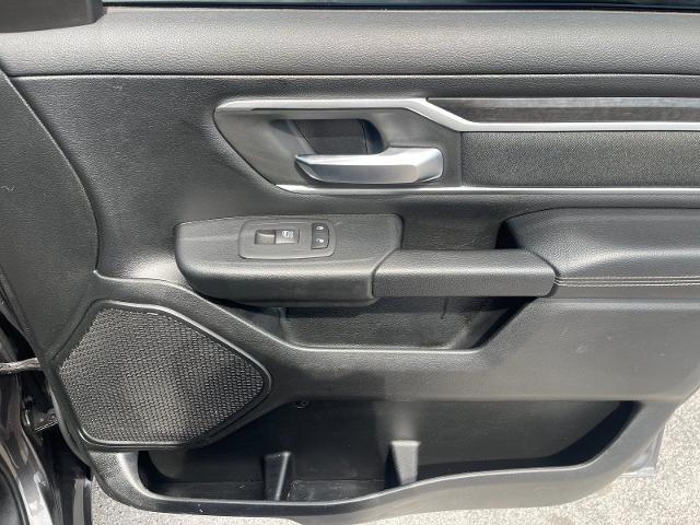 2020 Ram 1500 Big Horn Crew Cab 4x4 5'7" Box