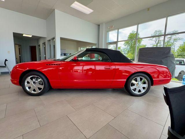2002 Ford Thunderbird Base