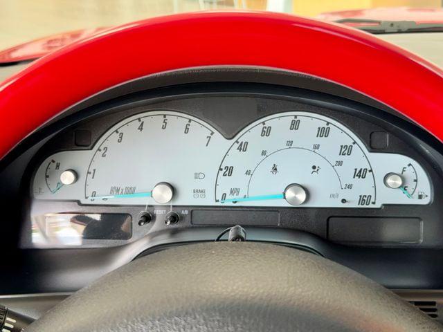 2002 Ford Thunderbird Base
