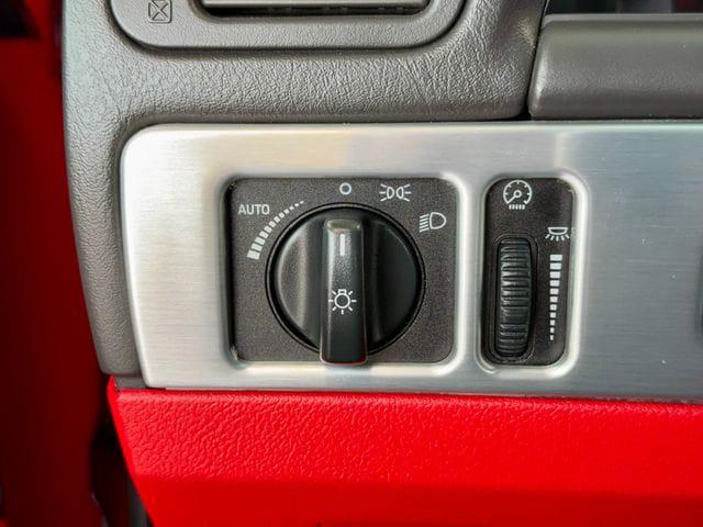 2002 Ford Thunderbird Base