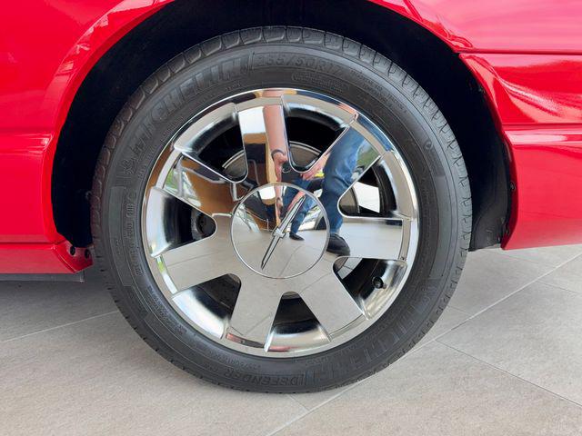 2002 Ford Thunderbird Base