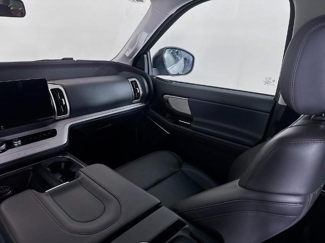 2025 Ford Expedition Active MAX