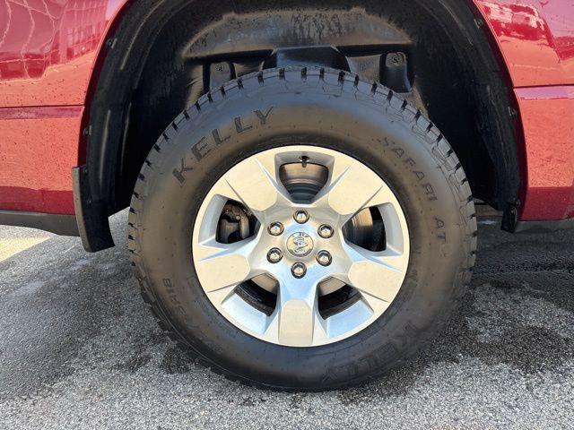 2019 Ram 1500 Big Horn/Lone Star Crew Cab 4x4 5'7" Box