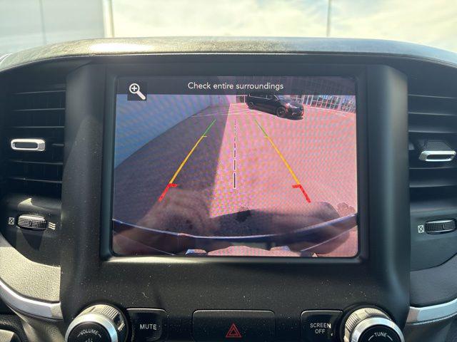 2019 Ram 1500 Big Horn/Lone Star Crew Cab 4x4 5'7" Box