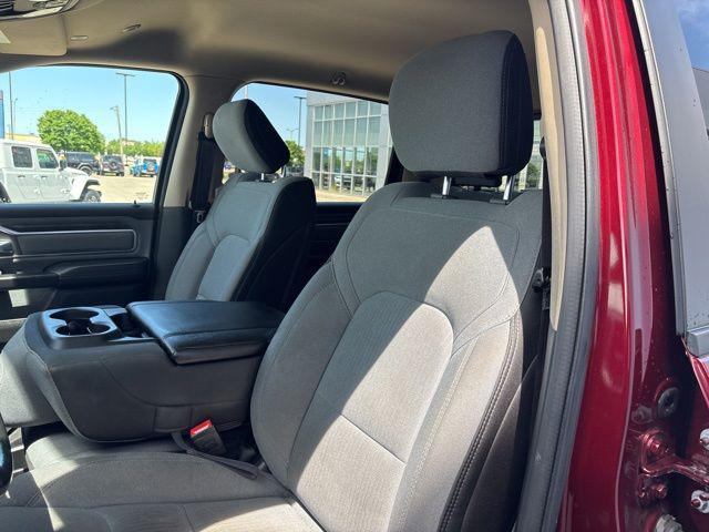 2019 Ram 1500 Big Horn/Lone Star Crew Cab 4x4 5'7" Box
