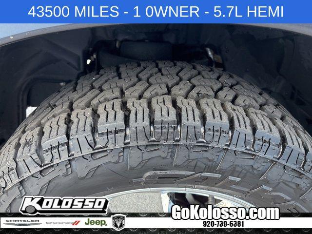2019 Ram 1500 Classic Express Crew Cab 4x4 5'7" Box