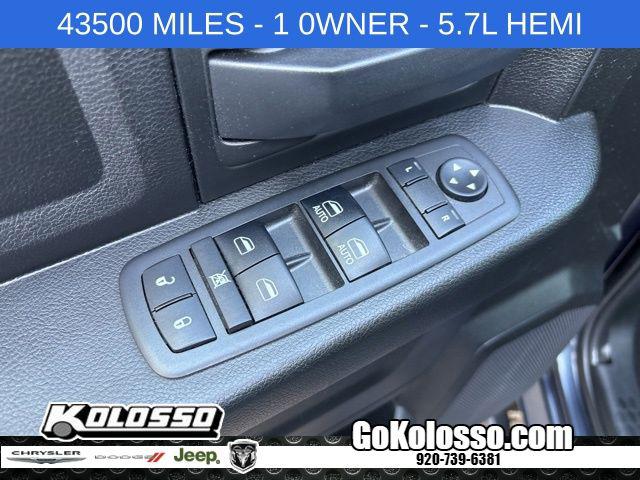2019 Ram 1500 Classic Express Crew Cab 4x4 5'7" Box