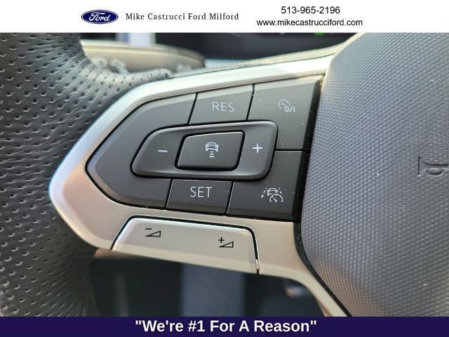 2023 Volkswagen Atlas Cross Sport 3.6L V6 SEL Premium R-Line